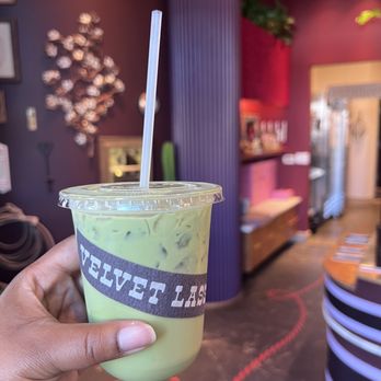 Velvet Lasso - Caramel iced matcha - Cafes Near Me - Denver, Colorado Velvet Lasso - Caramel iced matcha - Cafes Near Me - Denver, Colorado