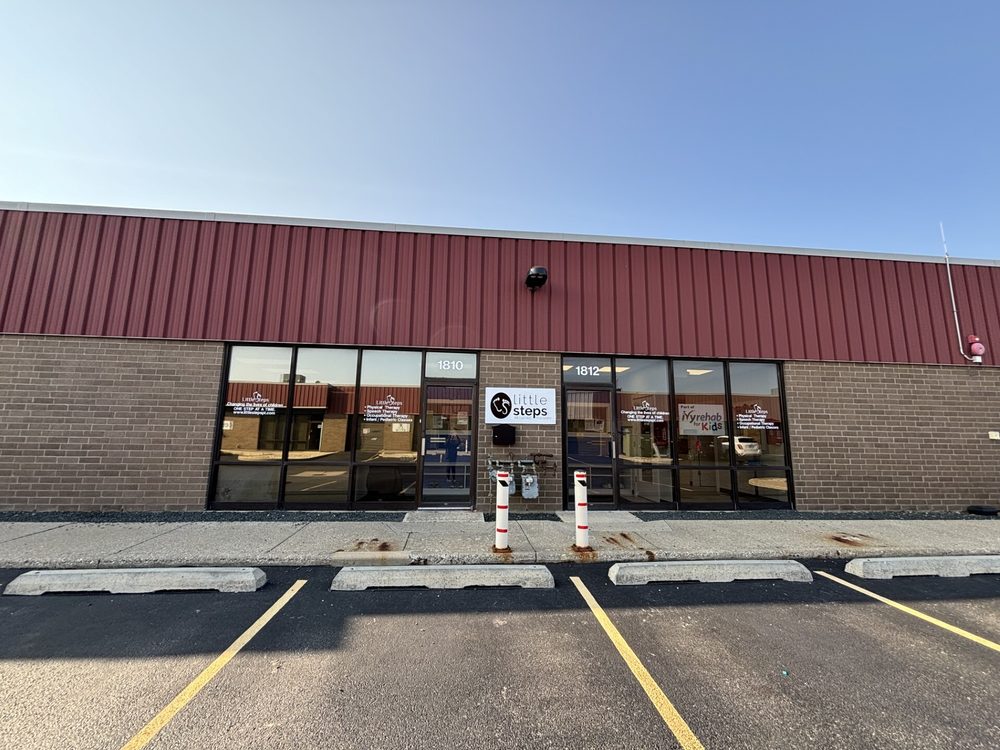 Little Steps Pediatric Therapy - child therapist in Glenview, IL