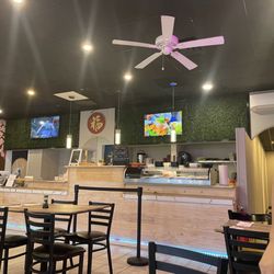 Yummy House - Interior