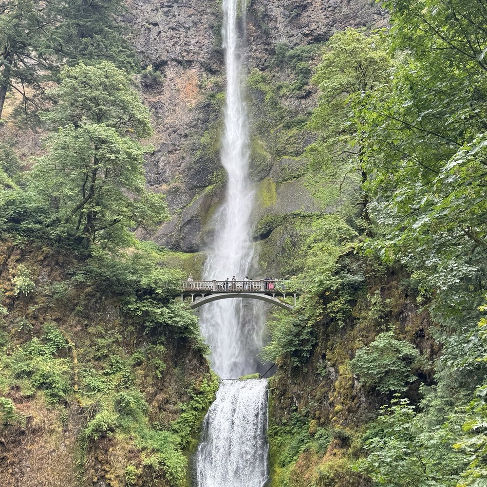 Multnomah Falls - Hiking Near Me - Bridal Veil, Oregon Multnomah Falls - Hiking Near Me - Bridal Veil, Oregon