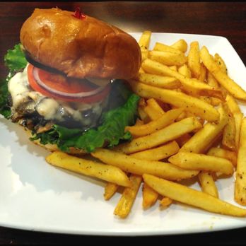 I-5 Cafe and Creamery - Cafes Near Me - Orland, California I-5 Cafe and Creamery - Cafes Near Me - Orland, California