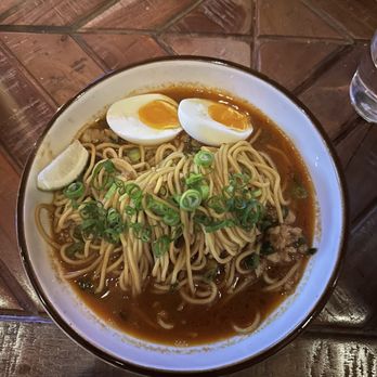 Murray's Creole Pub - Shrimp Yakamein - Pubs Near Me - Louisville, Kentucky