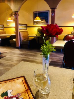 Mona's Italian Restaurant by null