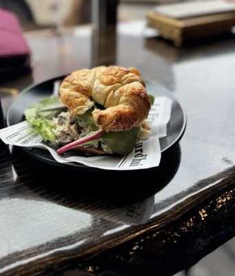 FeelLove Coffee Loveland by null