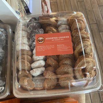 La Monarca Bakery & Cafe - Assorted cookies - Bakeries Near Me - Pico Rivera, California