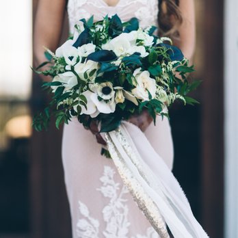Wenfloral Design Studio - My bouquet! Photo by: Vitae Weddings (info@vitaeweddings.com) - Florists Near Me - Arcadia, California Wenfloral Design Studio - My bouquet! Photo by: Vitae Weddings (info@vitaeweddings.com) - Florists Near Me - Arcadia, California