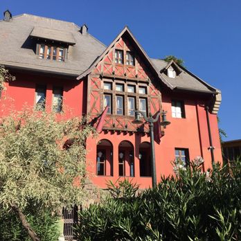 Castillo Rojo - El Castillo Rojo, Santiago (Chile) - Hotels Near Me - Santiago, RM Castillo Rojo - El Castillo Rojo, Santiago (Chile) - Hotels Near Me - Santiago, RM