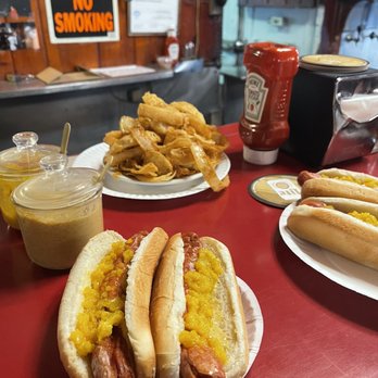 Rutt's Hut - Rippers with relish and onion rings - Hot Dogs Near Me - Clifton, New Jersey Rutt's Hut - Rippers with relish and onion rings - Hot Dogs Near Me - Clifton, New Jersey