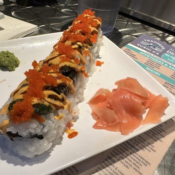 Trapper's Sushi - Magnificent roll - Sushi Bars Near Me - North Bend, Washington