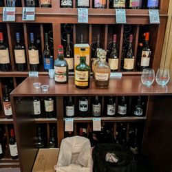 La Bodega Wine & Spirits - Rum Tasting