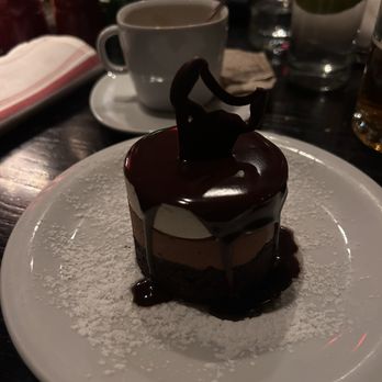 Parker & Quinn - Chocolate Mousse - New American Near Me - New York, New York Parker & Quinn - Chocolate Mousse - New American Near Me - New York, New York