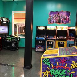 F&H Arcade Classics & Amusements - Old School Arcades