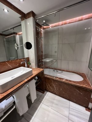 Claris Hotel & Spa, SLH Hotel by null