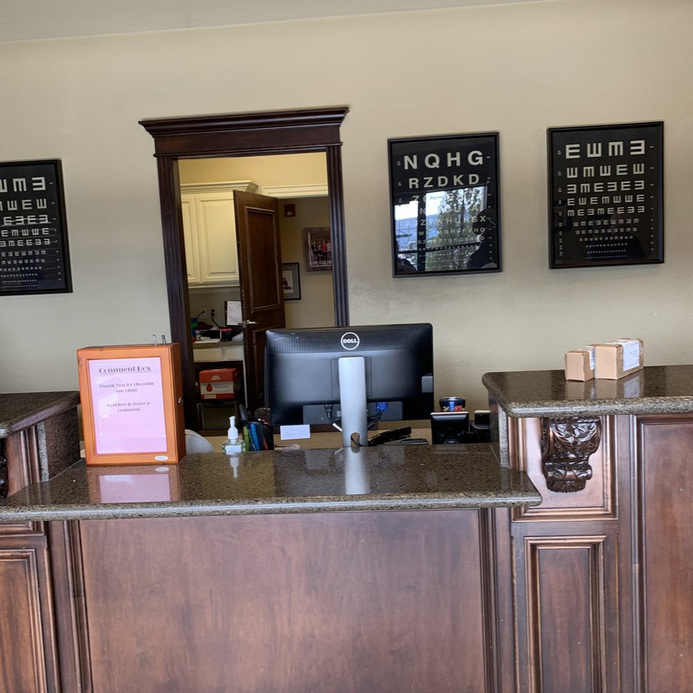 Norman Vision Clinic - One area for front desk - Optometrists Near Me - Norman, Oklahoma Norman Vision Clinic - One area for front desk - Optometrists Near Me - Norman, Oklahoma