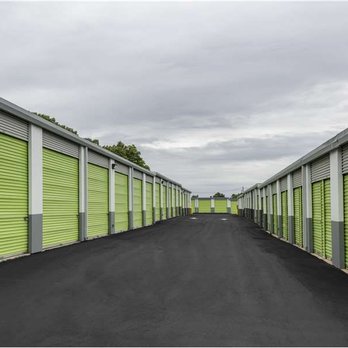 Extra Space Storage - Exterior Units - Extra Space Storage at 501 Cheesequake Rd, Parlin, NJ 08859 - Self Storage Near Me - Parlin, New Jersey