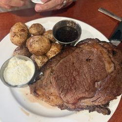 TJ's Place - Dinner