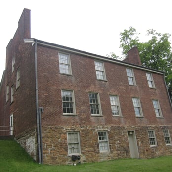 Mount Washington Tavern - Back of the tavern - Landmarks & Historical Buildings Near Me - Wharton, Pennsylvania