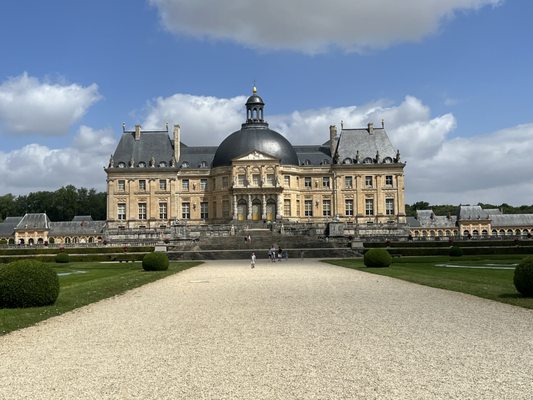 Paris To Versailles Private Tours by null