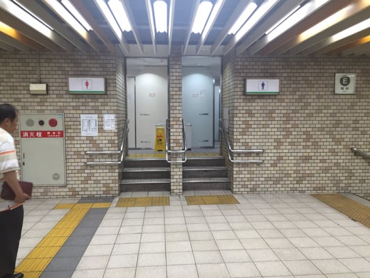 近鉄日本橋駅 Train Stations 大阪府大阪市中央区日本橋1丁目18 14 大阪市 大阪府 Japan