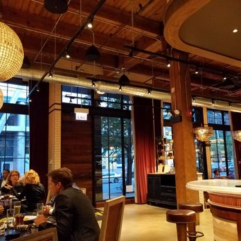 Taste 222 - New American Near Me - Chicago, Illinois