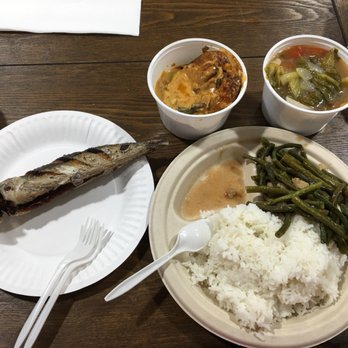 Filipinas Market - Combo Plate of White Rice, Green Beans, Coconut Fish, Sinigan and Fried Mackerel - Imported Food Near Me - Seaside, California