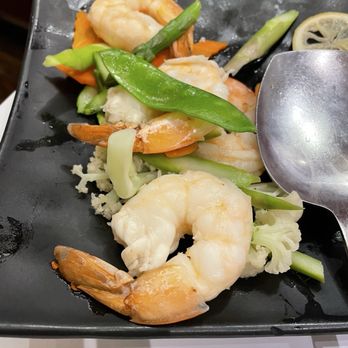 Ollie's Sichuan - 134. Steamed Prawns w. Mixed Vegetables (Or Choose 1 Vegetable) - Szechuan Near Me - New York, New York Ollie's Sichuan - 134. Steamed Prawns w. Mixed Vegetables (Or Choose 1 Vegetable) - Szechuan Near Me - New York, New York