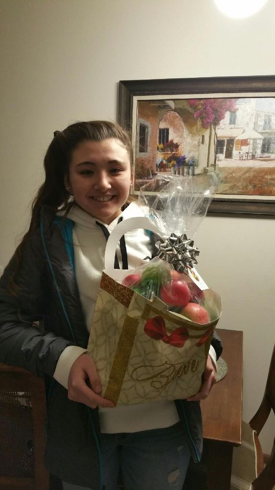 MRS. FIELDS WEST ACRES MALL Updated September 2024 3902 13th S