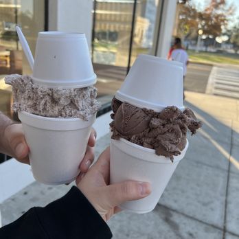 Superior Dairy - 2 single scoops, chocolate and chocolate chip - Ice Cream & Frozen Yogurt Near Me - Hanford, California Superior Dairy - 2 single scoops, chocolate and chocolate chip - Ice Cream & Frozen Yogurt Near Me - Hanford, California