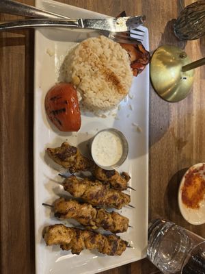 Piraye Kitchen & Bar by null