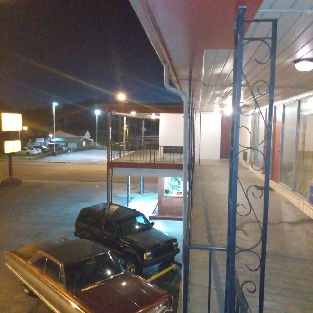 Ashland Inn - Hotels Near Me - Ashland, Kentucky Ashland Inn - Hotels Near Me - Ashland, Kentucky