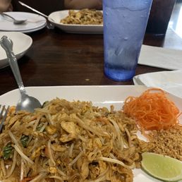 Chicken N1. Pad Thai Chicken N1. Pad Thai