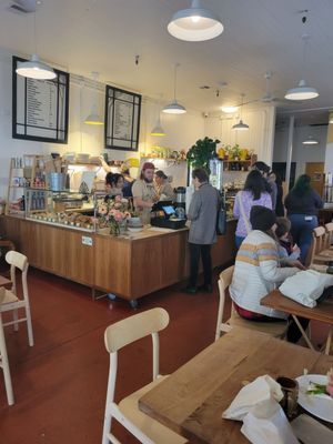 Marla SR Bakery and Cafe by null
