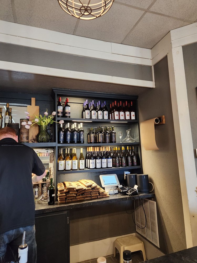 ALTAMONT VINEYARD & WINERY 30 Photos & 12 Reviews 3001 Furbeck Rd