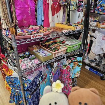 Cute Hawaii Gifts - Women's Clothing Near Me - Honolulu, Hawaii Cute Hawaii Gifts - Women's Clothing Near Me - Honolulu, Hawaii