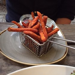 Das Neuhausen - Süßkartoffelpommes