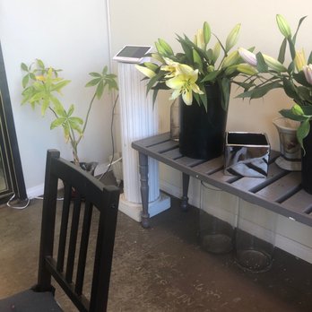 HK Flowers - Florists Near Me - Winnetka, California HK Flowers - Florists Near Me - Winnetka, California