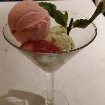Trattoria D.O.C. - Strawberry and Pistachio Sorbet - Italian Near Me - Evanston, Illinois Trattoria D.O.C. - Strawberry and Pistachio Sorbet - Italian Near Me - Evanston, Illinois