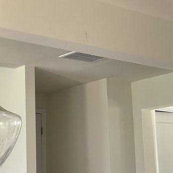 Move And Go - Wall scratch - Movers Near Me - Charlotte, North Carolina