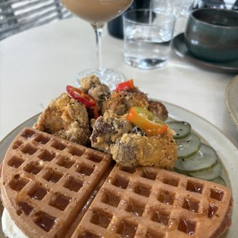 Little Saint - Nashville waffle - Vegan Near Me - Healdsburg, California