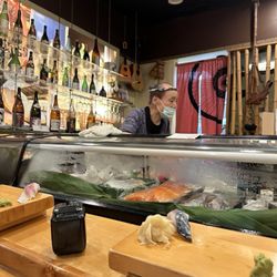Kinchan Sushi - Omakase style