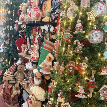 Mistletoe Holiday Shoppe - Home Decor Near Me - Egg Harbor, Wisconsin Mistletoe Holiday Shoppe - Home Decor Near Me - Egg Harbor, Wisconsin