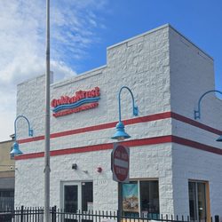 Golden Krust Caribbean Restaurant - Golden Krust!