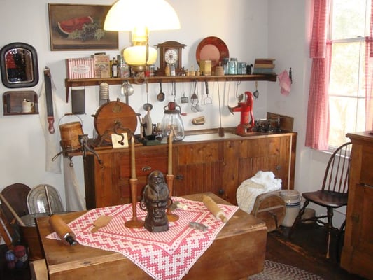 Stagecoach Inn Museum by null