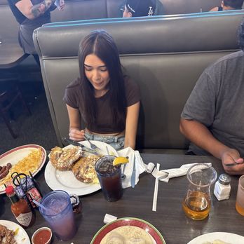 Mollie's Kountry Kitchen - Good food great service - Breakfast & Brunch Near Me - Apple Valley, California Mollie's Kountry Kitchen - Good food great service - Breakfast & Brunch Near Me - Apple Valley, California