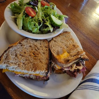 The Dutch - Pastrami Reuben - American Near Me - Saugerties, New York