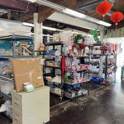 MECCA - Store aisles