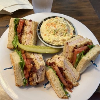 American Pie Restaurant - Turkey club and Cole slaw - Burgers Near Me - Floyd, Virginia American Pie Restaurant - Turkey club and Cole slaw - Burgers Near Me - Floyd, Virginia