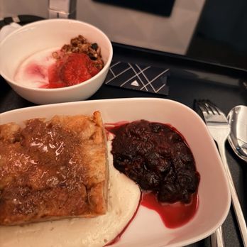 Delta Air Lines - Airlines Near Me - Rochester, New York