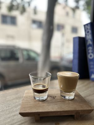 Hopper & Burr by null