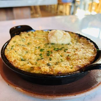 Mirate - Pan de Maíz - cornbread - Mexican Near Me - Los Angeles, California